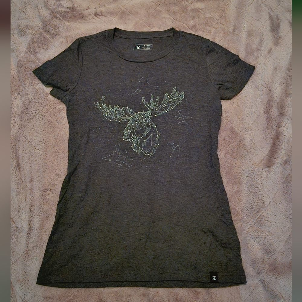 Tentree glow in the dark, moose design t-shirt